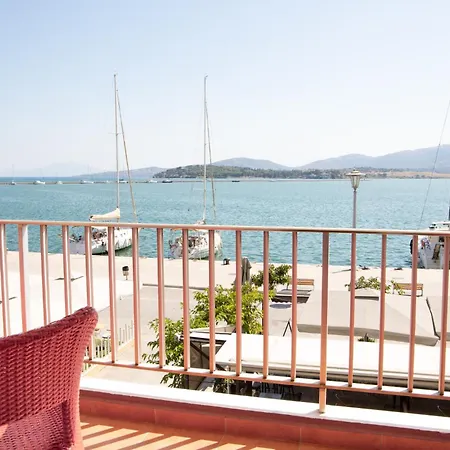 Daire Large Sea View Golos